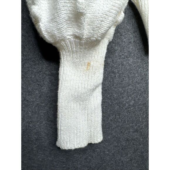 Lilly Pulitzer Zandra Resort White Sweater Size Small V Neck Pull Over - Picture 6 of 7